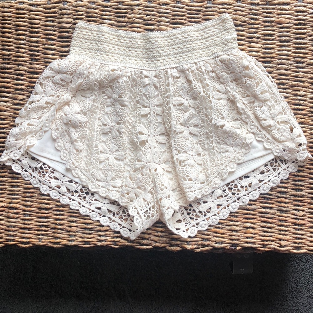 crochet cream shorts